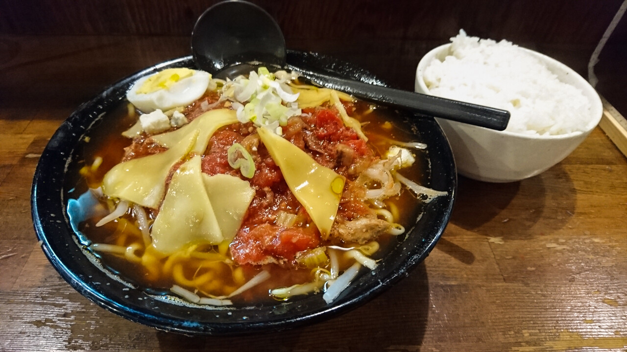 麺のすゝめ メンノススメ 麺 池谷精肉店 あきる野 限定 牛すじトマト煮込みらーめん と ごはん