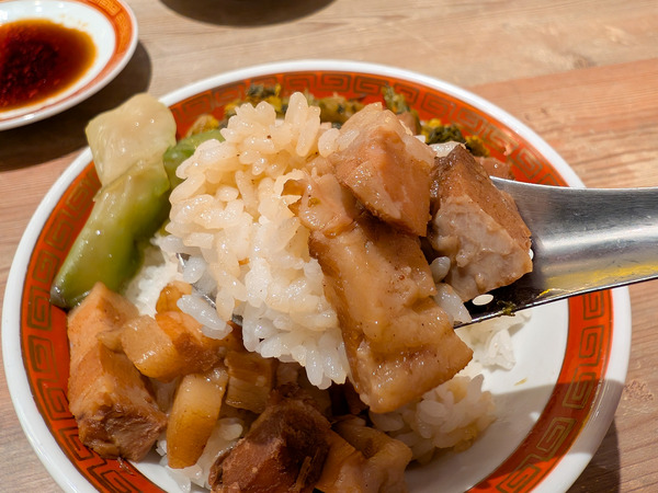 PXL_20250903_022333395.RAW-01.COVER