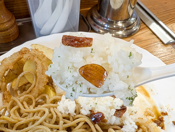 PXL_20250808_022543397.RAW-01.COVER