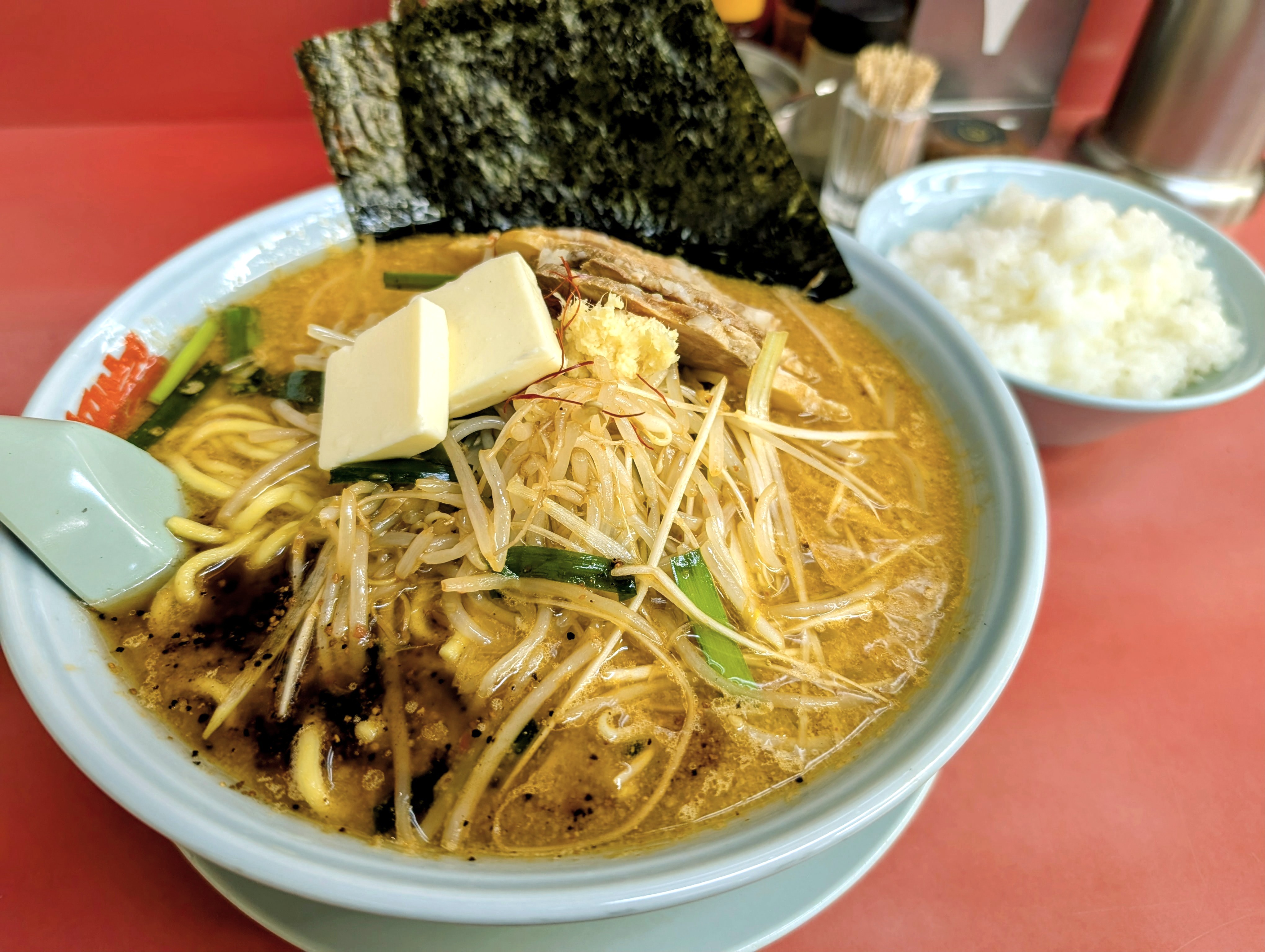 山岡家/瑞穂店 ＠瑞穂 【限定/G系特製もやし味噌ラーメン と ライス