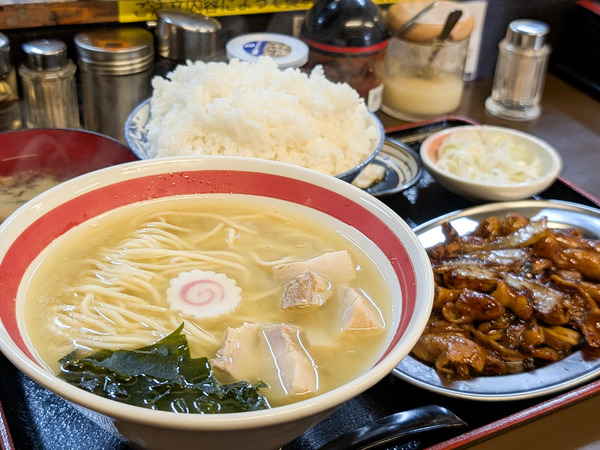 PXL_20251014_025541159.RAW-01.COVER