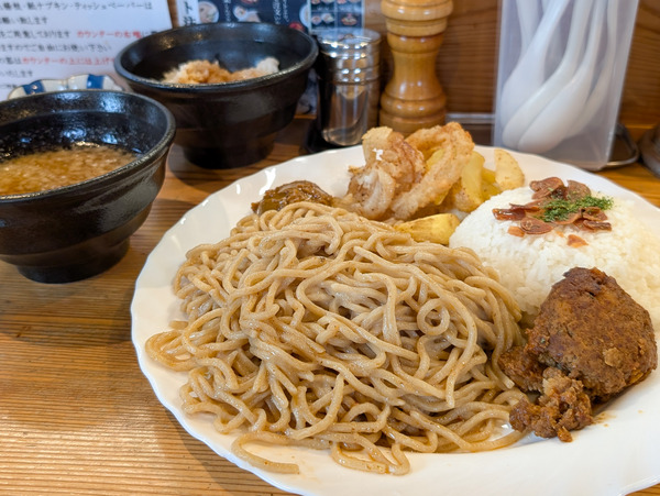 PXL_20250808_021839953.RAW-01.COVER