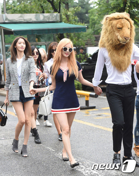 少女時代がライオンと出勤するという怪奇現象 Lion Heart ダンス練習動画 K Popの端っこ 少女時代がライオンと出勤するという怪奇現象 Lion Heart ダンス練習動画 K Popの端っこ
