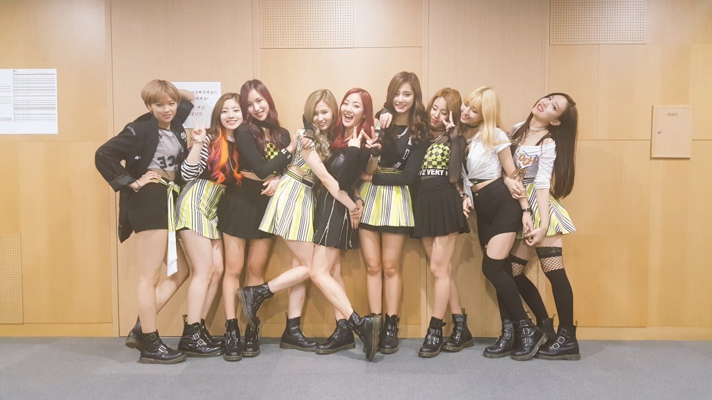 新人系グループtwiceのコスプレダンスがエッチ過ぎると大評判に Ooh Ahh Cheerleader Ver K Popの端っこ 新人系グループtwiceのコスプレダンスがエッチ過ぎると大評判に Ooh Ahh Cheerleader Ver K Popの端っこ