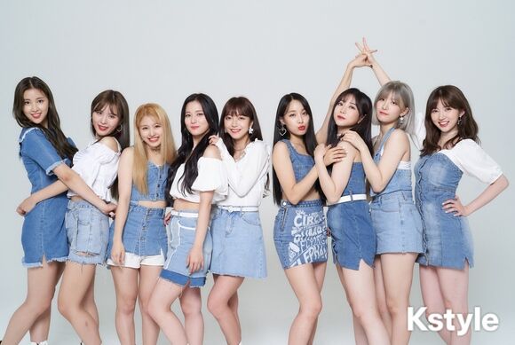 清楚エッチ系グループnatureが美脚を見せつけながら向かう先は Oopsie My Bad Mv K Popの端っこ 清楚エッチ系グループnatureが美脚を見せつけながら向かう先は Oopsie My Bad Mv K Popの端っこ