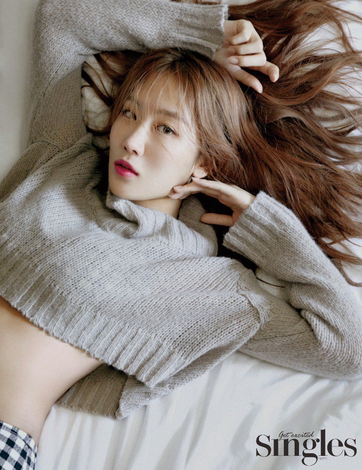 元sistarの歌姫ソユが魅惑の脚線美を大胆に駆使してイケメンを翻弄しまくる 黒い夜 Mv K Popの端っこ