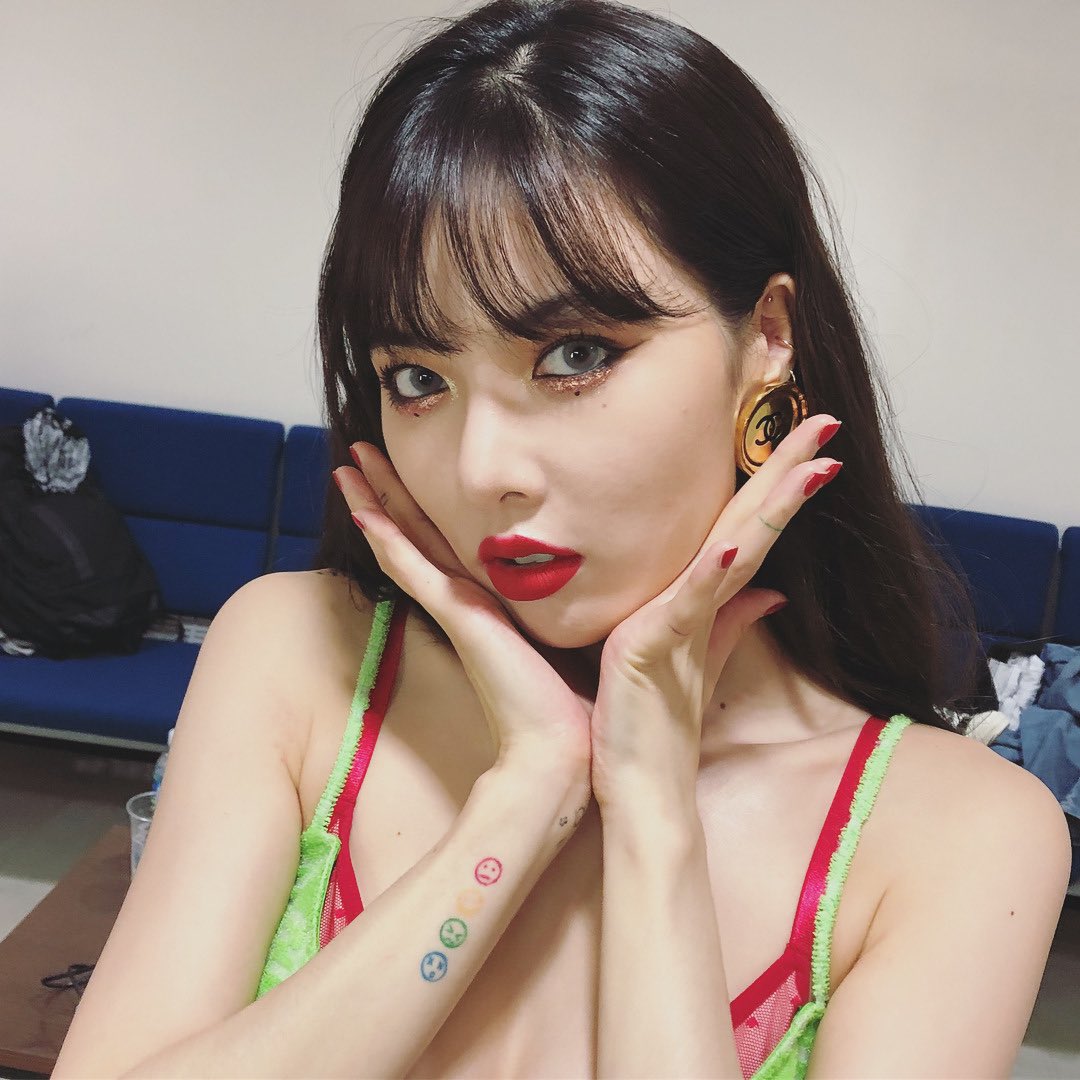 熱愛発覚したキム ヒョナが気分転換に乱痴気パーティーをしてみた How S This Mv K Popの端っこ 熱愛発覚したキム ヒョナが気分転換に乱痴気パーティーをしてみた How S This Mv K Popの端っこ