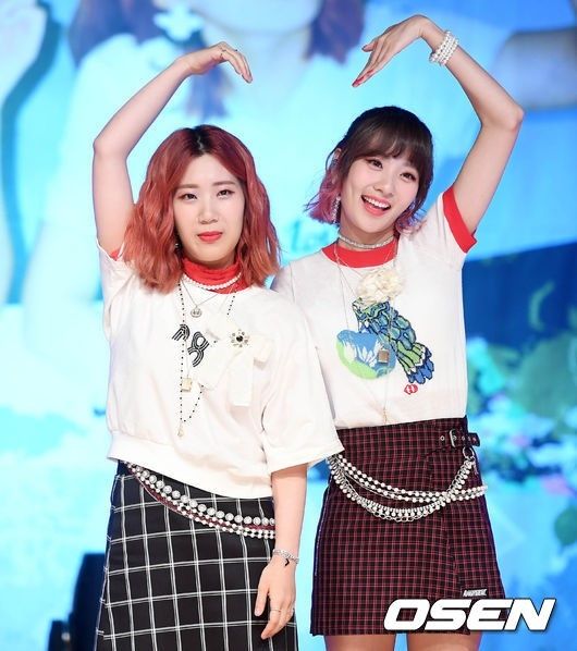 韓国で大人気の女性デュオ赤頬思春期 Bol4 が旅気分で爽やかに歌う 旅行 Travel Mv K Popの端っこ