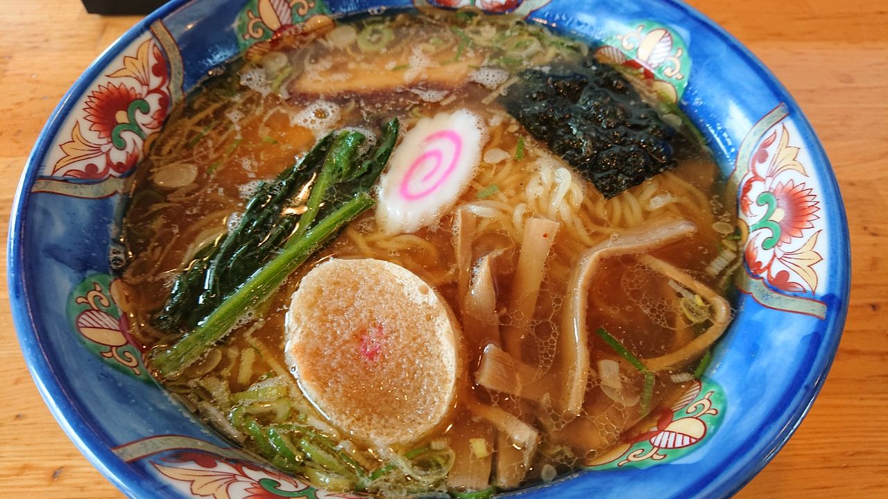 らーめん 高橋屋さん お久しぶりです ランチも 暗黒麺 東へ西へ らーめん 高橋屋さん お久しぶりです ランチも 暗黒麺 東へ西へ