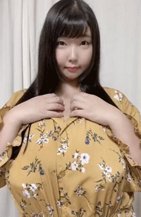 【衝撃映像】このお姉さんのデカパイが想像の遥か上を超えてくる 【衝撃映像】このお姉さんのデカパイが想像の遥か上を超えてくる