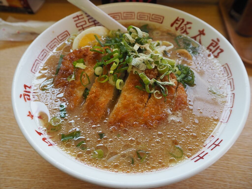 豚太郎 三木店【香川県木田郡三木町鹿伏】 : 惰性的な麺巡礼生活：α