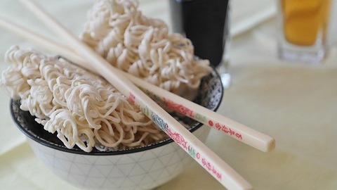 ごま油･納豆･袋麺「ワイらは独り暮らしの