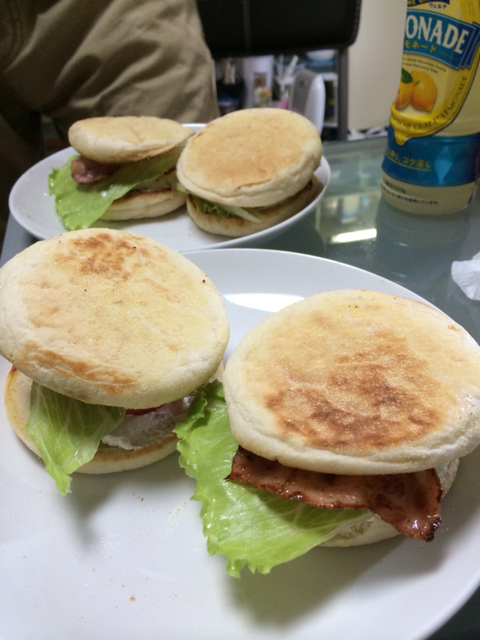 彼氏のサンドイッチを作るスキルがメキメキ上達している件 ごはんの頂