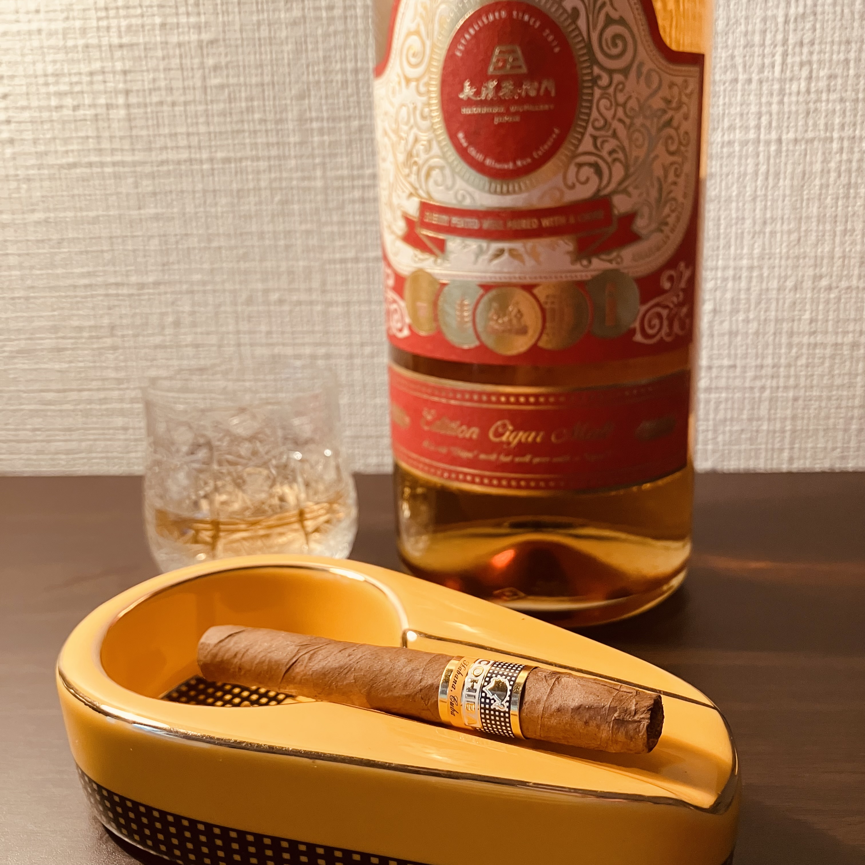 アマハガン　シガーモルト　Cigar Malt　ピグマリオン　Pygmalion 限定4本】Pygmalion(ピグマリオン) ワールド ブレンデッド ウイスキー