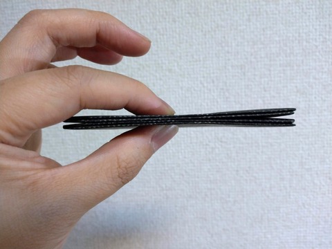 Micro Wallet 厚さ