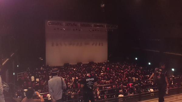 Babymetal Zepp難波公演 1日目の会場前光景とセットリスト報告 Babymetalの楽園 旧 Babymetal Zepp難波公演 1日目の会場前光景とセットリスト報告 Babymetalの楽園 旧
