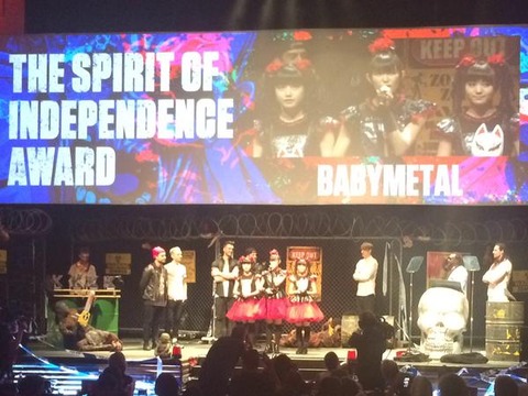 babymetal-kerrang4