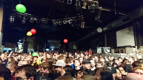 logho08