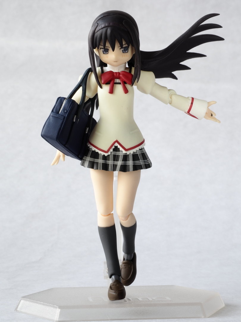 暁美ほむらフィギュア図鑑＃06 figma 制服ver. 写真＆レビュー