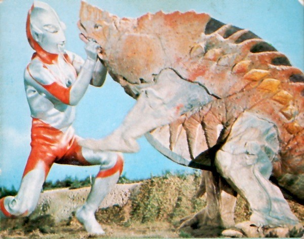 ウルトラマン（39）・画像 二次元怪獣ガヴァドン : METALORDER