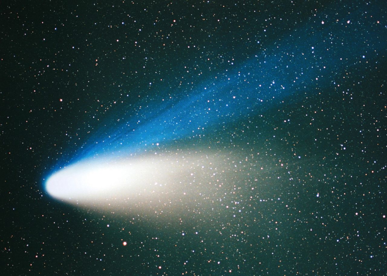 ヘール ボップ彗星出現から年 Blue Stars