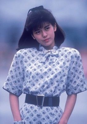 南野陽子 アイドル時代の秘蔵写真が写真集となって復刻 めじろおし芸能便り 南野陽子 アイドル時代の秘蔵写真が写真集となって復刻 めじろおし芸能便り