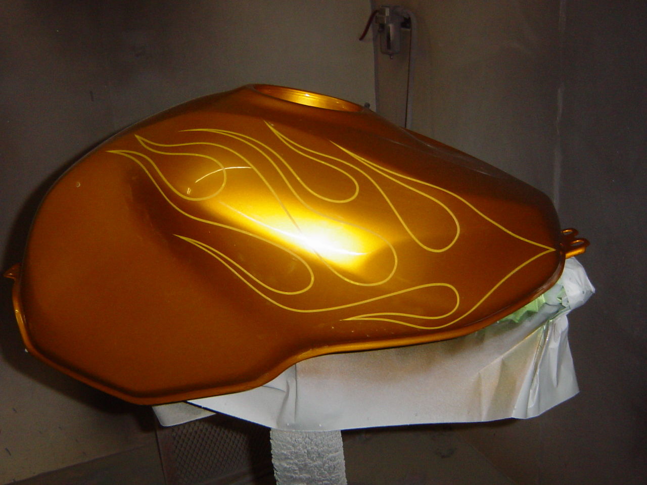 Vtr1000 ペイント ファイヤーパターン モトファクトリーガルムの日記