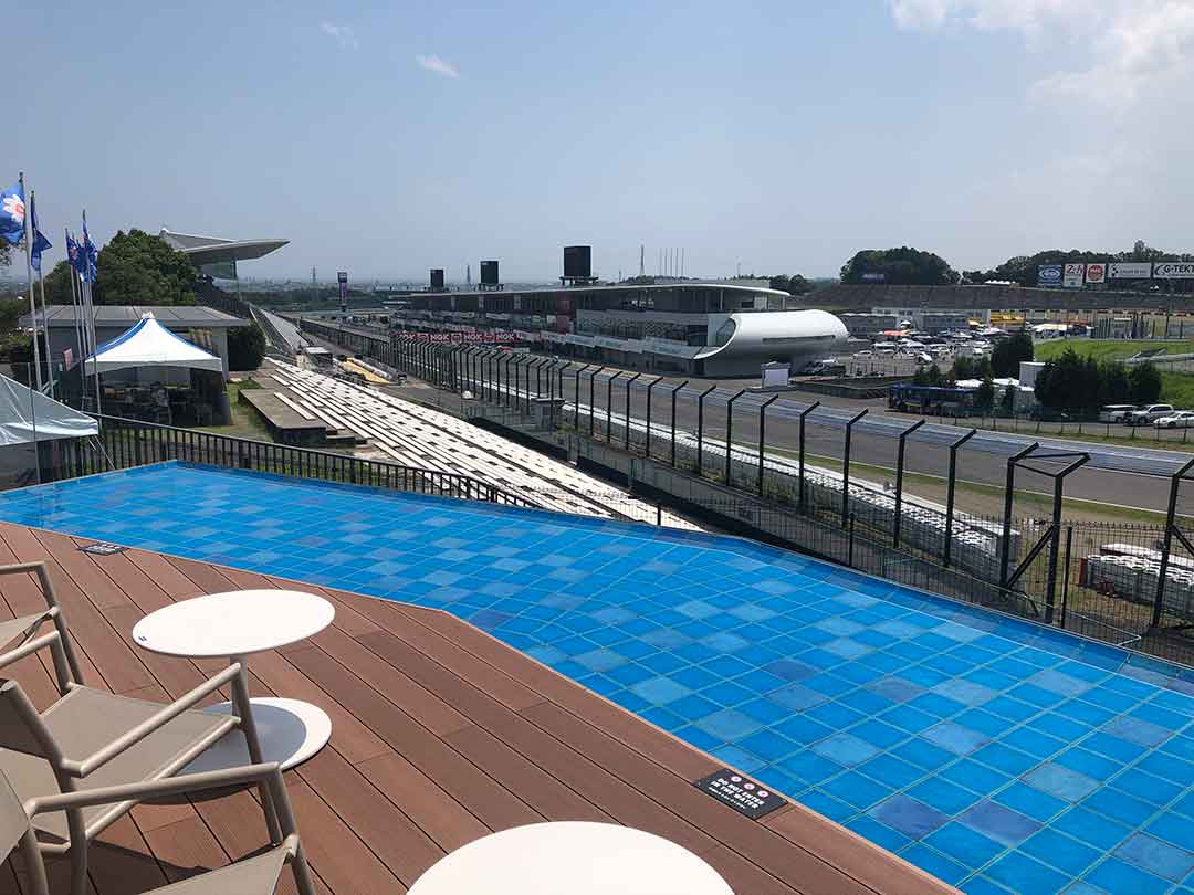 鈴鹿ホームストレート
