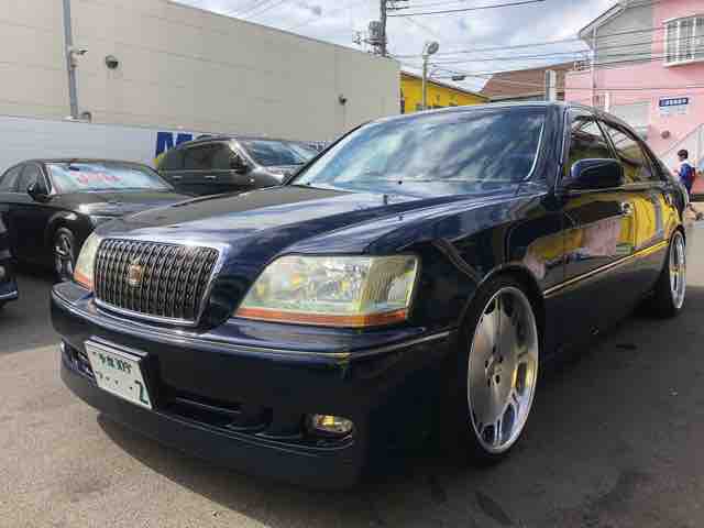 トヨタ17系クラウンマジェスタ入庫 エムジービークリエイティブ 東京都 町田市 中古車販売 買取