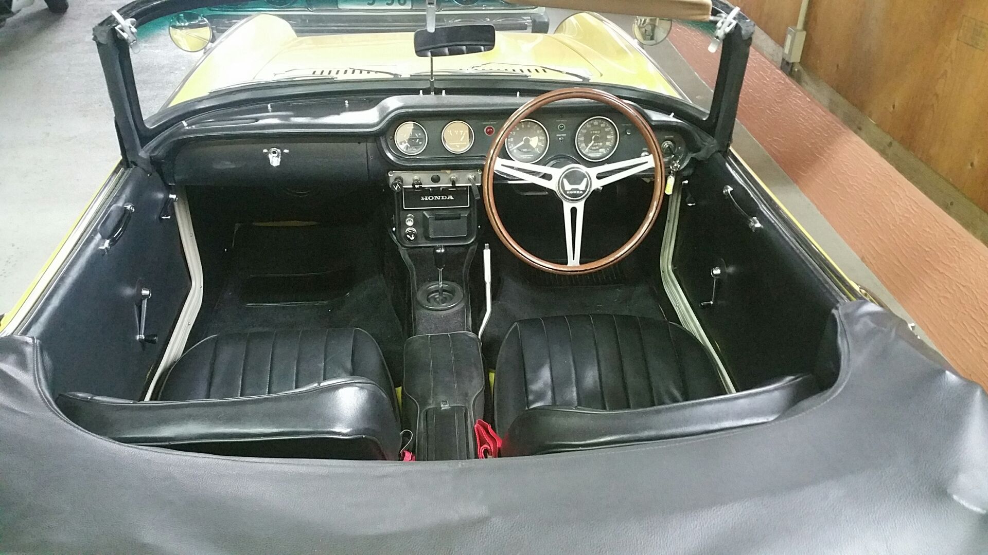極上のホンダ S800です エムジービークリエイティブ 東京都 町田市 中古車販売 買取 極上のホンダ S800です エムジービークリエイティブ 東京都 町田市 中古車販売 買取