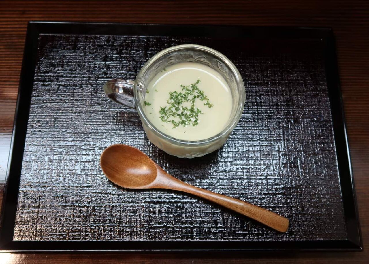 鱧出汁梅そうめん 涼やかにして厚みのある味わい鱧出汁 葛粉をまぶして湯引きした鱧は フワッ 中野 お食事処 万作 Mgmfanのブログ 鱧出汁梅そうめん 涼やかにして厚みのある味わい鱧出汁 葛粉をまぶして湯引きした鱧は フワッ 中野 お食事処 万作 Mgmfanのブログ