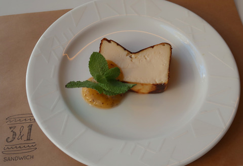 ベイクドチーズケーキ19.12.8 3251