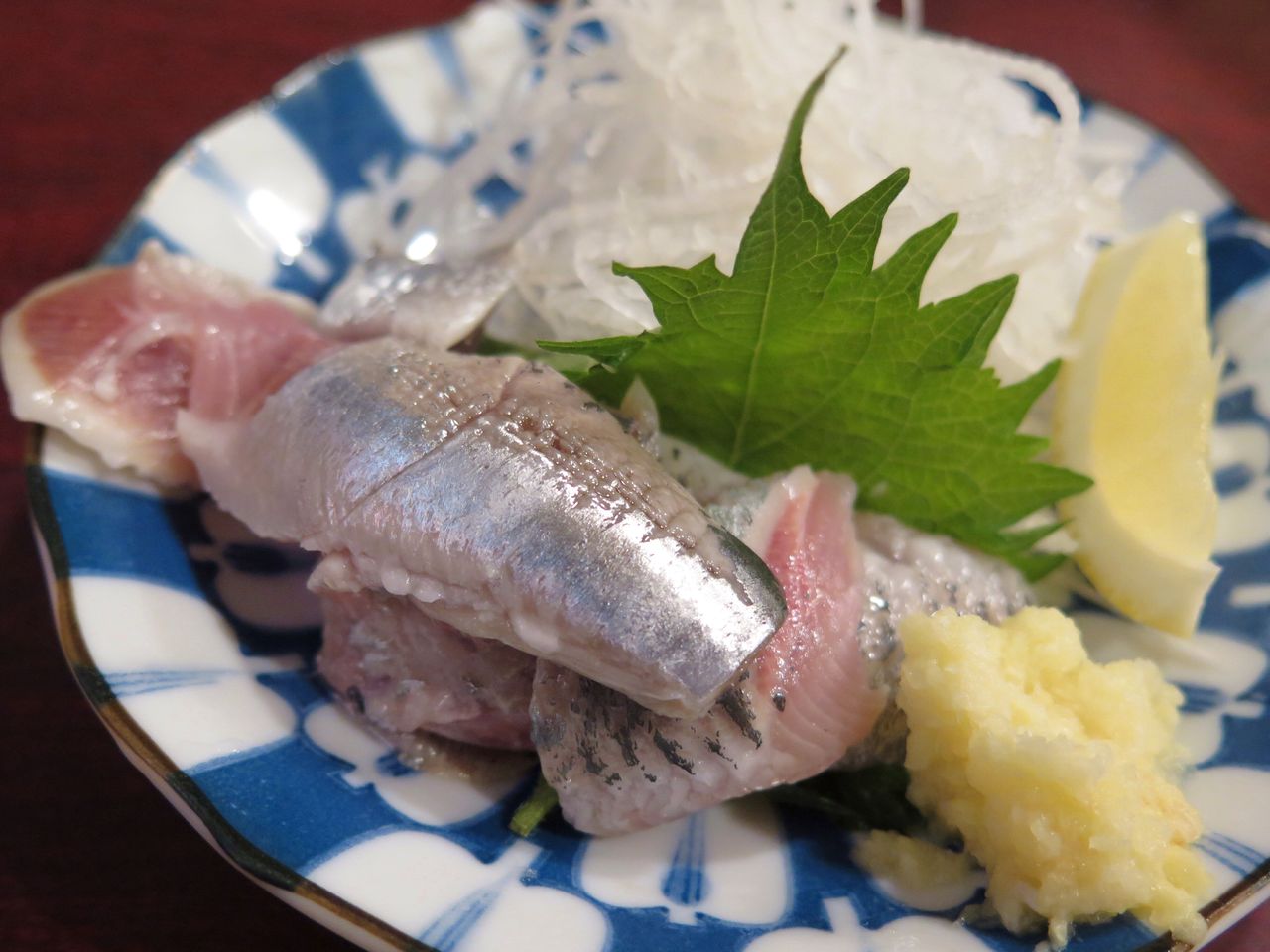 九十九里の鰯は ゾクゾクするほどの 脂のりとコク たこわさび を使ったお 茶漬けにも唸らされます 中野坂上 大丸 Mgmfanのブログ 九十九里の鰯は ゾクゾクするほどの 脂のりとコク たこわさび を使ったお 茶漬けにも唸らされます 中野坂上 大丸 Mgmfanのブログ