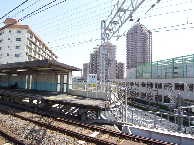 京成関屋駅と東武牛田駅 南千住あたり 京成関屋駅と東武牛田駅 南千住あたり