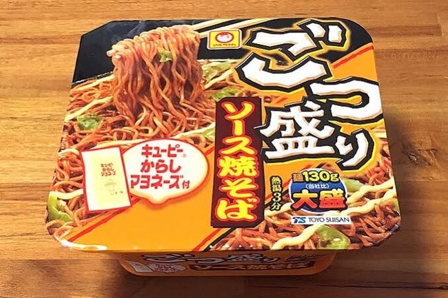 先輩「夜食にカップ焼きそばでも食おうや、美味いの買ってきて」彡(ﾟ)(ﾟ)（きた！）