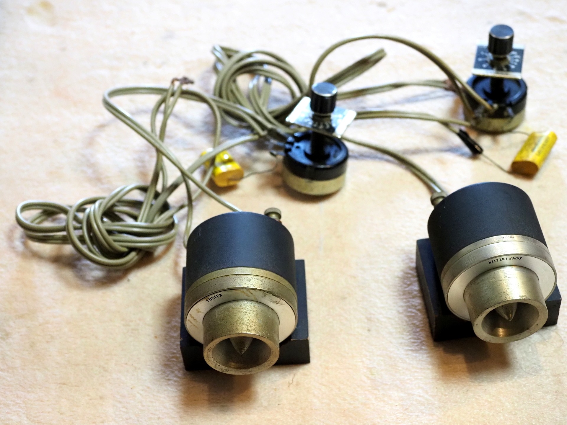 タイムシフト、FX-AUDIO- TUBE-P01J : 「楽園生活」を維持しています タイムシフト、FX-AUDIO- TUBE-P01J : 「楽園生活」を維持しています