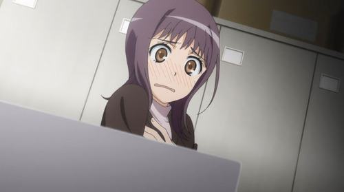 2526085