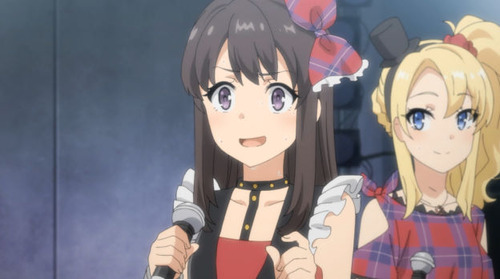  2563135