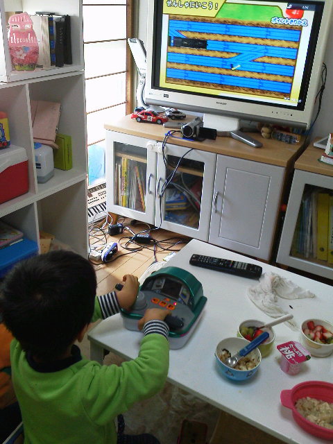 琥珀4歳の誕生日プレゼントは運転士ゲーム ペ ンギン日誌 琥珀4歳の誕生日プレゼントは運転士ゲーム ペ ンギン日誌