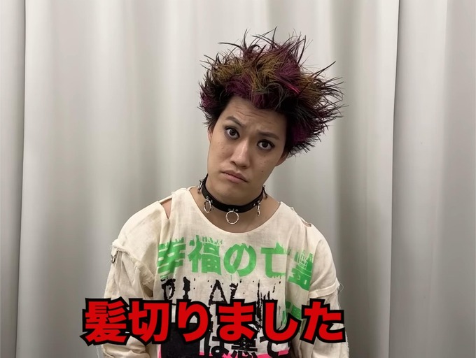 【悲報】粗品さん、エンタ芸人みたいになる