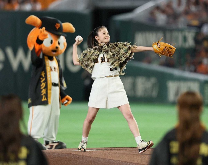 【悲報】橋本環奈(28)、あまりにもチンチクリンすぎると話題に