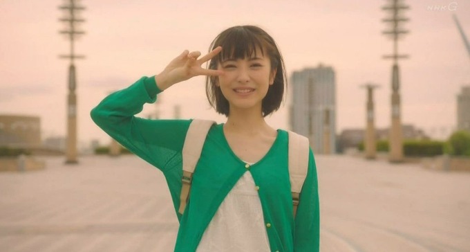 【画像】浜辺美波ちゃんのたわわに実った二房の果実ｗｗｗｗｗｗ