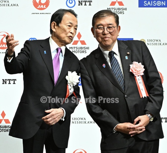 【朗報】麻生と石破、漫才コンビみたいになる