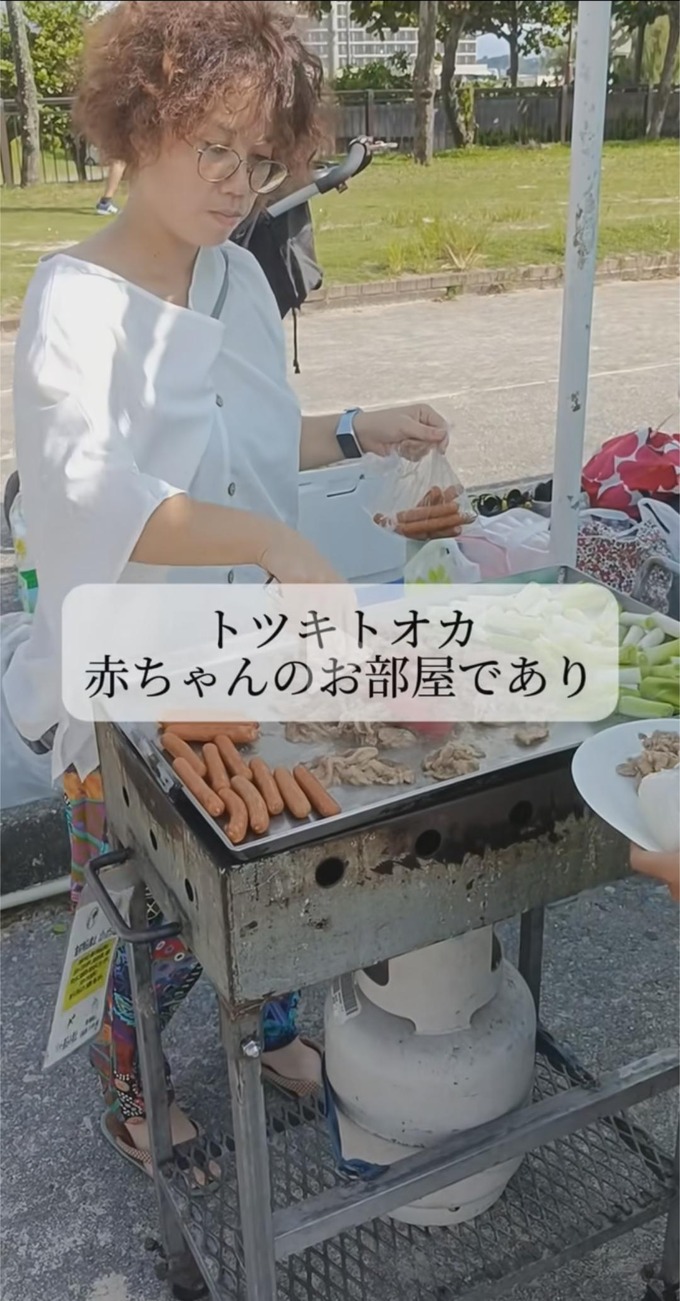 【悲報】自然派ママさん、ついに自分の胎盤を食べ始める