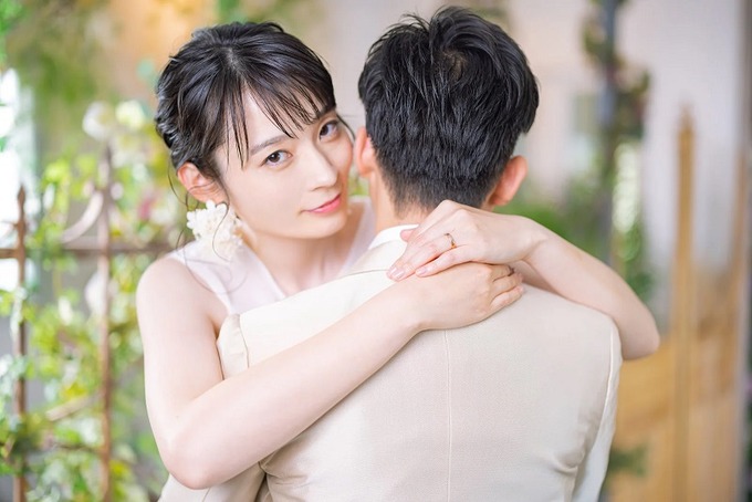 【動画】陽キャ新郎新婦、結婚式でとんでもない余興を披露してしまう