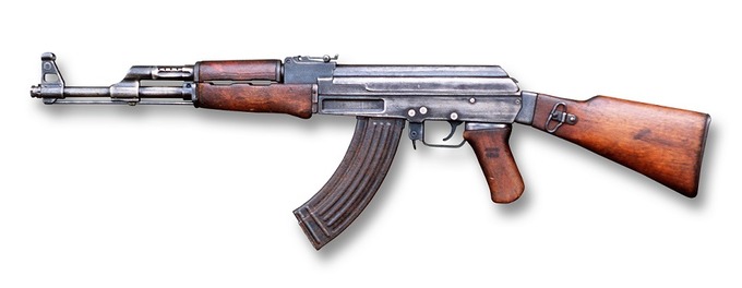【動画】サウジアラビアの結婚式でテンション上がったおっさん、AK47を祝砲に使ってしまい参列者を誤射殺