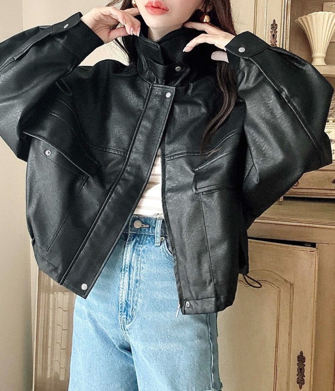 女の子に流行中の「デカ革ジャン」限界突破！！！！