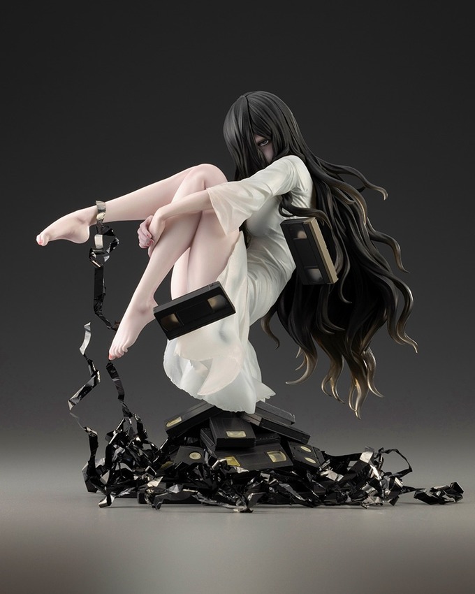 映画「リング」の貞子、ドスケベなフィギュアになる