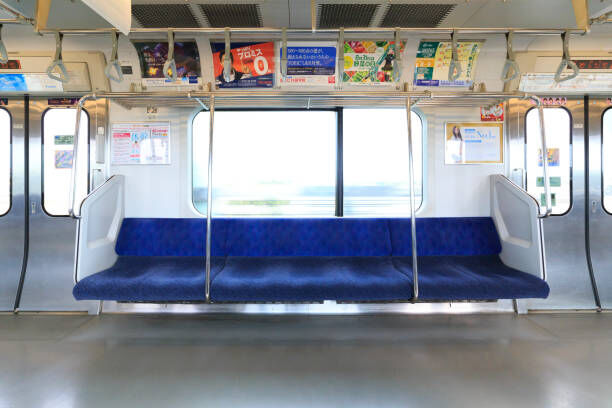 【動画】電車内で女にキレ散らかすオッサンが撮影される　※おまえらの想像の4倍はキレ散らかしてる