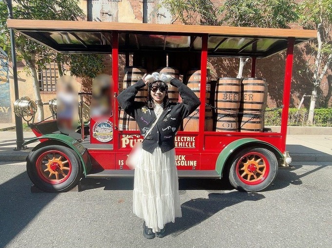 【悲報】女声優さん達、バッグにモザイクをかける風習ができる。弱男対策か？